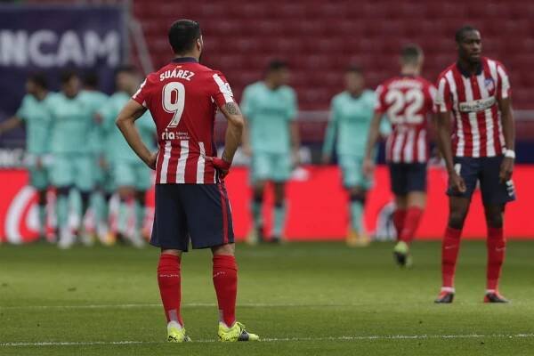 Atlético Madrid nečekaně doma podlehlo Levante, Real zvítězil ve Valladolidu