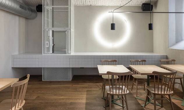 Asijská restaurace BO District v centru Prahy dostala jednoduchou barevnost - Soufek.com