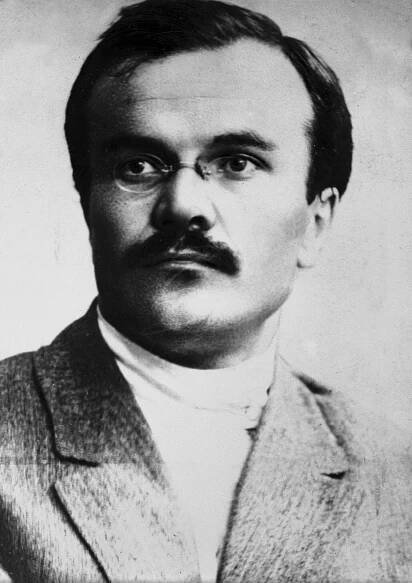 articles/2017/05/06/the-russian-mole-and-the-fight-for-the-promised-land/170505-hines-Vyacheslav-Molotov-embed_squyxu