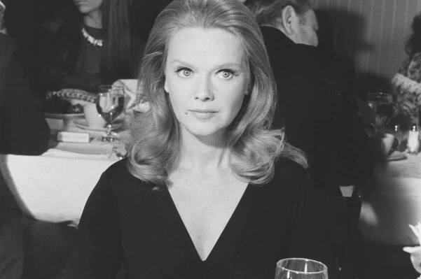 Obituary: Anne Francis dies at 80; costarred in the 1950s science-fiction classic 'Forbidden Planet' - Los Angeles Times