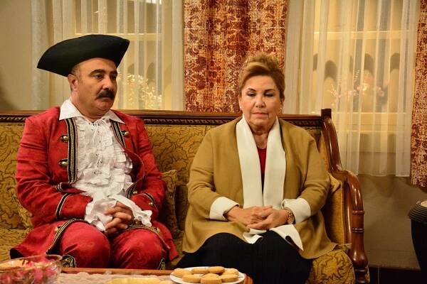 Cengiz Bozkurt, Gül Onat - Hangimiz Sevmedik - Episode 21 - Z filmu