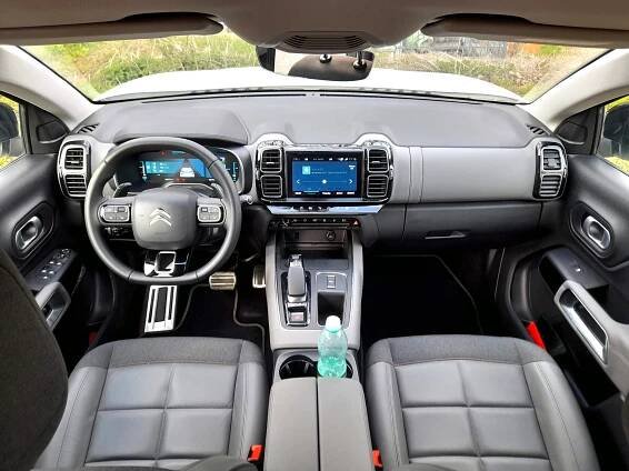 Citroen C5 Aircross SHINE HYBRID 225 ë-EAT8 - Autaprozeny.cz