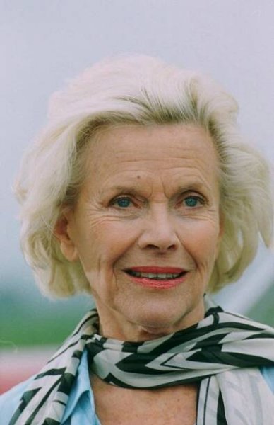 Vraždy v Midsomeru - Umění žít - Z filmu - Honor Blackman