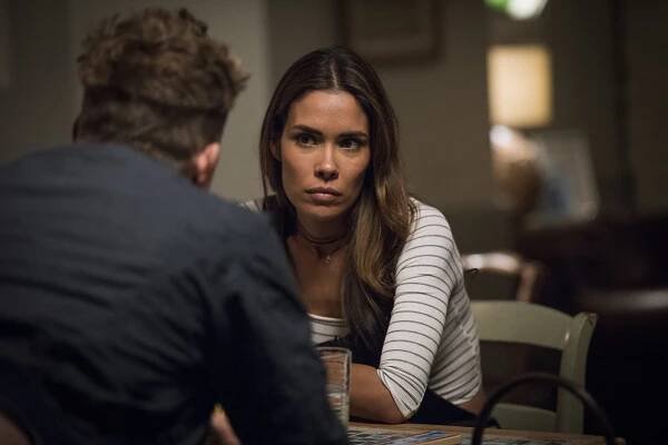 Animal Kingdom - Animals - Z filmu - Daniella Alonso