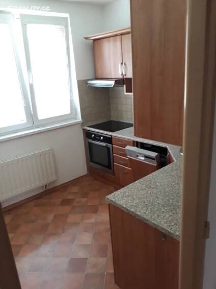 Pronájem Byt 3+1, Nádražní, Pacov