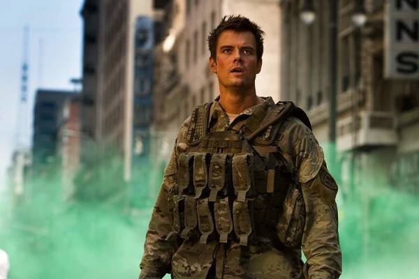 Kocour: Josh Duhamel | Femina.cz