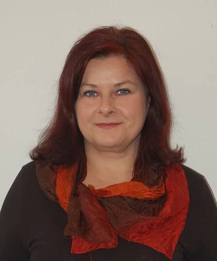 Mgr. Lenka Macháčková