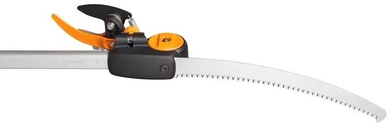 Fiskars UPX86 + prořezávací pila sada
