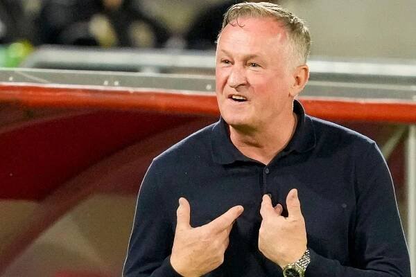 Michael O'Neill: Für den Nordiren war der Unparteiische im zweiten Durchgang zu kleinlich.