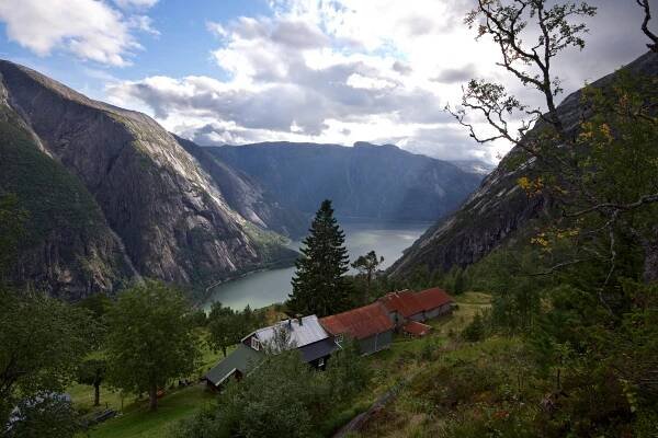 HARDANGERFJORD - THE ORCHARD OF NORWAY - THE FJORDS IN WESTERN NORWAY
