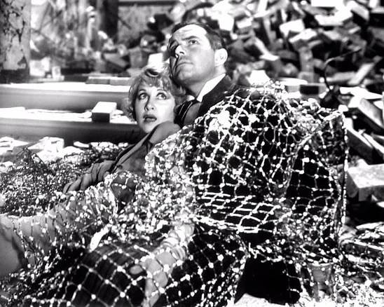 The Wrecker - Z filmu - Genevieve Tobin, Sidney Blackmer
