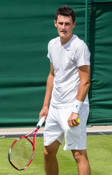 Soubor:Bernard Tomic 1, Wimbledon 2013 - Diliff.jpg