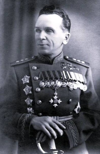 Batov, Pavel Ivanovič : B