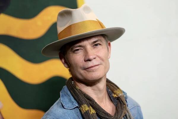 Timothy Olyphant Joins Owen Wilson Golf Comedy Series at Apple