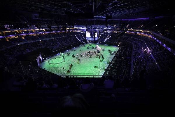 Highlights: Brilantní Explosion a plná O2 arena. To nejlepší ze soboty | Jezdci.cz
