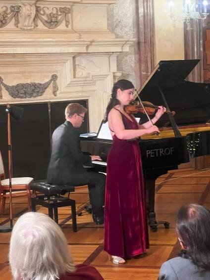 Markéta Janoušková kráčí ve stopách Josefa Suka – Polyharmonie