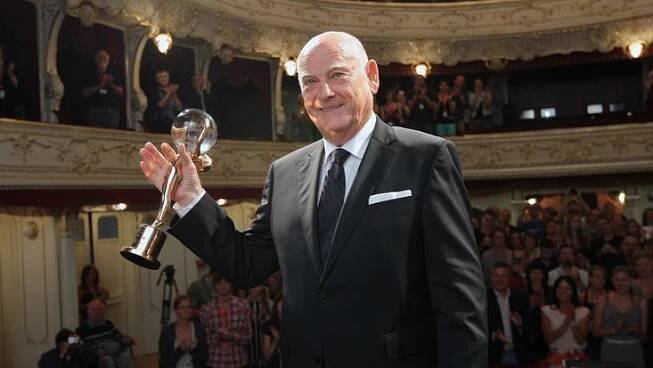 Pištěk převzal ve Varech Křišťálový globus, hold mu vzdal Formanův Salieri