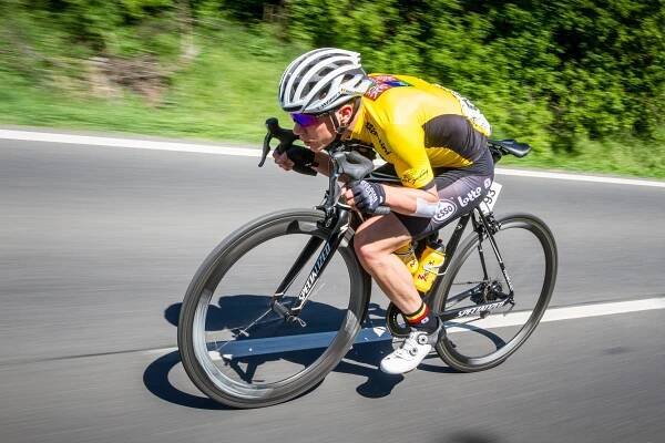 Mladé cyklisty čeká na šampionátu v Brně extrémně obtížná časovka