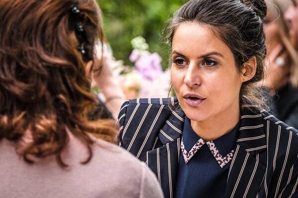 Lena Lorenz - Außergewöhnlich einzigartig - Z filmu - Liane Forestieri