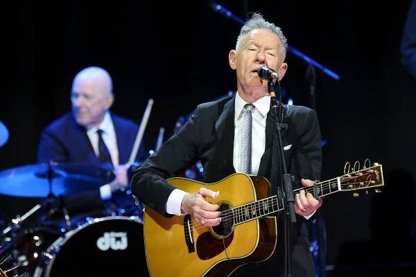 Lyle Lovett & His Large Band Austin Concert Photos