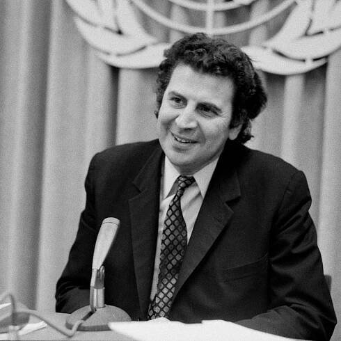 Mikis Theodorakis, ‘Zorba’ Composer and Marxist Rebel, Dies at 96