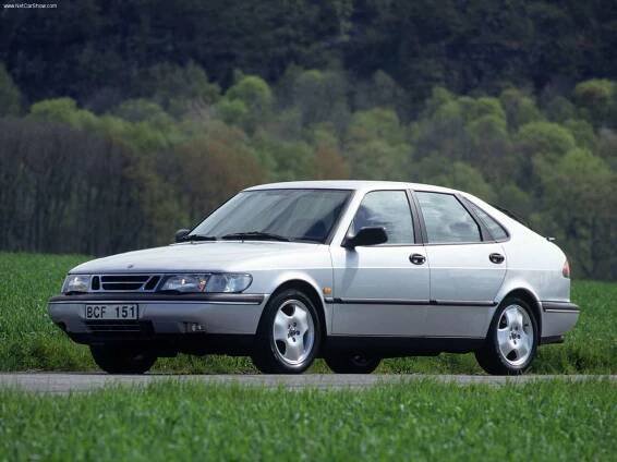 Historie Sobů: Saab 900 NG | Autíčkář.cz