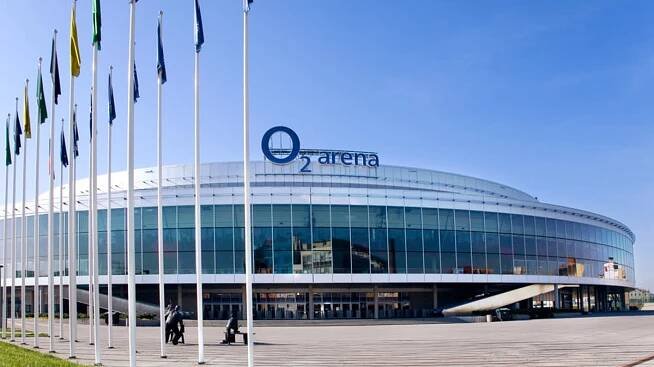 V O2 areně zaplatíte jen bezhotovostně. Cashless budou postupně i další haly