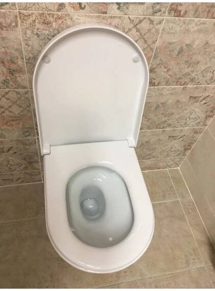 GSI NORM závěsná WC mísa, Swirlflush, 36x55 cm, bílá ExtraGlaze (861511) vč. sedátka Soft-Close, VÝPRODEJ VZORKU
