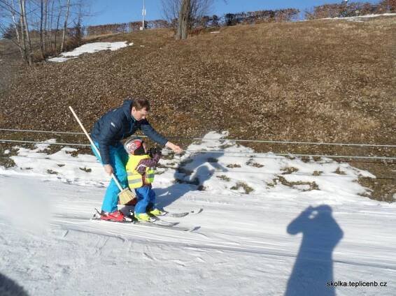 Lyžařský výcvik v Tošovicích - Lyžařský výcvik v Tošovicích - Oficiální stránky Obce Teplice nad Bečvou