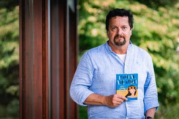 Spisovatel Michal Viewegh se svou poslední knihou "Malý Gatsby a Carmen z Chodoriva"