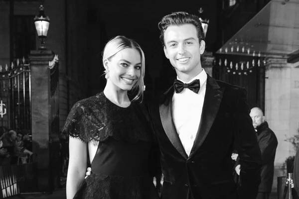 Margot Robbie, Cameron Robbie, EE British Academy Film Awards 2020.