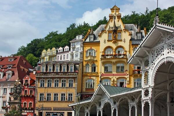 Okružní jízdy Prahou a výlety v České republice - Martin Tour Prague Sightseeing Tours and Czechia Travel