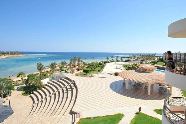 Hotel Royal Brayka Resort, Egypt Marsa Alam - 8 400 Kč Invia