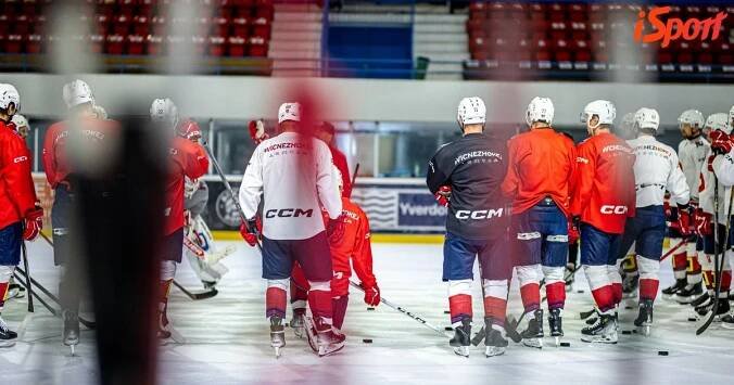 Viróza drtí Pardubice v přípravě. Předčasně končí na turnaji ve Švýcarsku: jen 13 zdravých