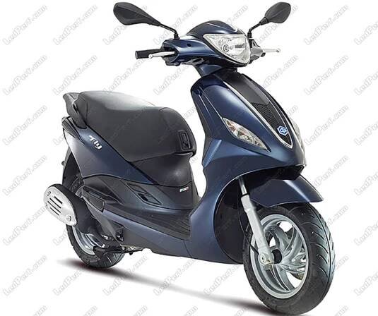 LED žárovka pro Piaggio Fly 50