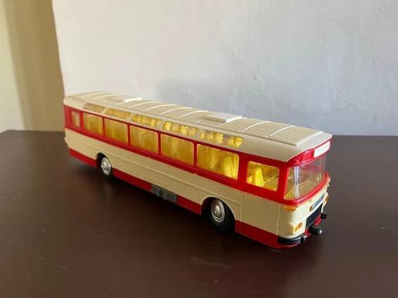 Stará retro hračka autobus ITES KAROSA ŠD 11 - na baterie - Starožitnosti a umění