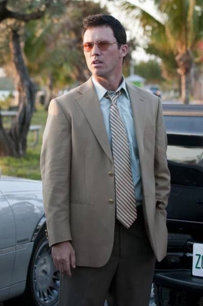 Status: Nežádoucí - Rychlí přátelé - Z filmu - Jeffrey Donovan