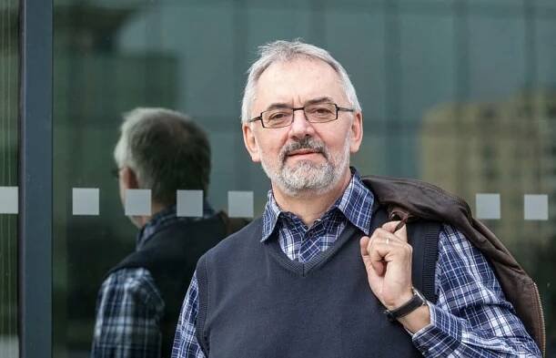 Profesor Libor Grubhoffer: Covid může ztratit sílu tím, že se umutuje