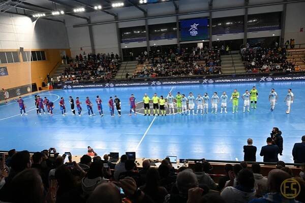 SK PLZEŇ - FC BARCELONA 1 : 3 (FUTSAL - CHAMPION LEAGUE) - Fotogalerie 2021 | TJ Lokomotiva Plzeň