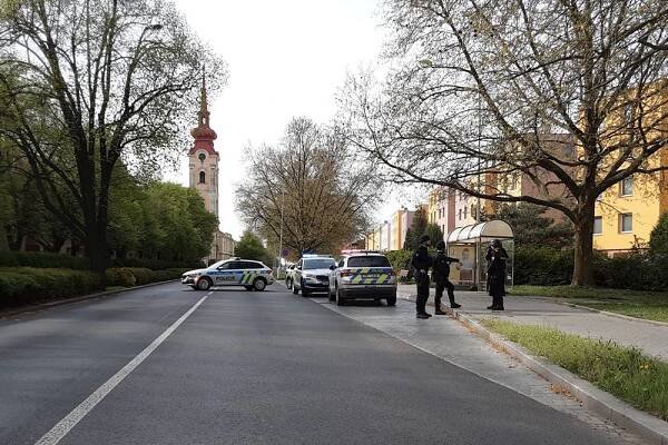 Střelba v Prostějově? Policejní manévry spustil falešným oznámením zdrogovaný muž