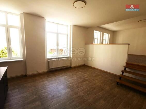 Kuchyň - Pronájem bytu 2+kk 57 m², Komenského, Lomnice nad Popelkou