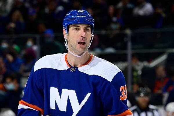 Slovák Chára vyrovnal rekord legendy NHL, brzy bude nejlepší on