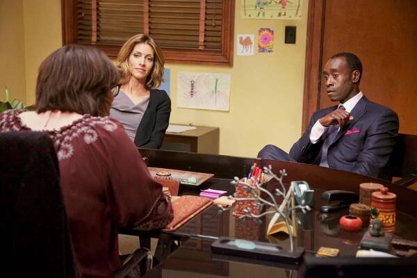 Profesionální lháři - Přistání v Los Angeles - Z filmu - Dawn Olivieri, Don Cheadle