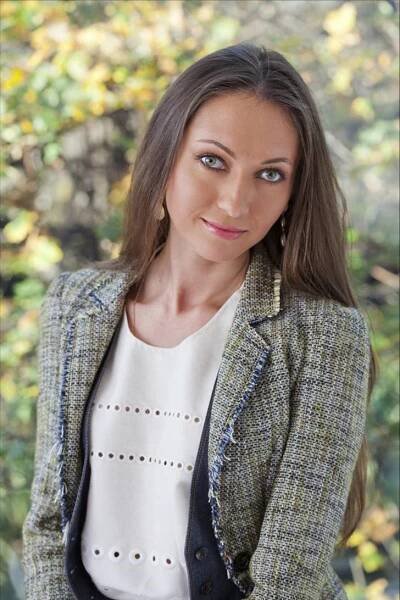 MEET CREATIVE DIRECTOR — Tzar-Interiors by Evgenia Gossen
