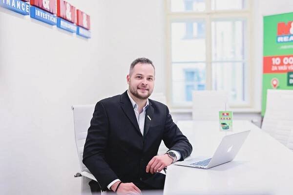 Makléř regionu Michal Hlavatý: Když člověk dělá, co ho baví, výsledky se dostaví samy