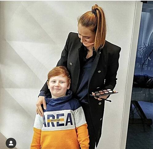 Z vily do 2+kk: Sexy modelka se rozvádí a se synem bydlí ve svém studentském bytečku. Takhle to tam vypadá
