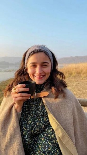 Alia Bhatt's sun kissed pictures