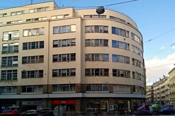 Databáze divadel / Divadelní architektura v Evropě
