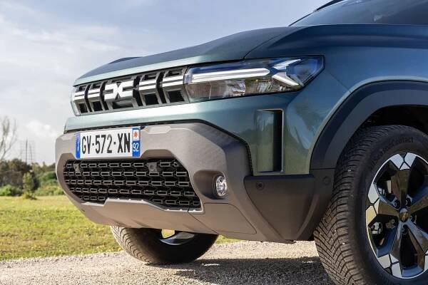 Ukápne slza za chybějící naftu? První jízda s novou generací Dacie Duster