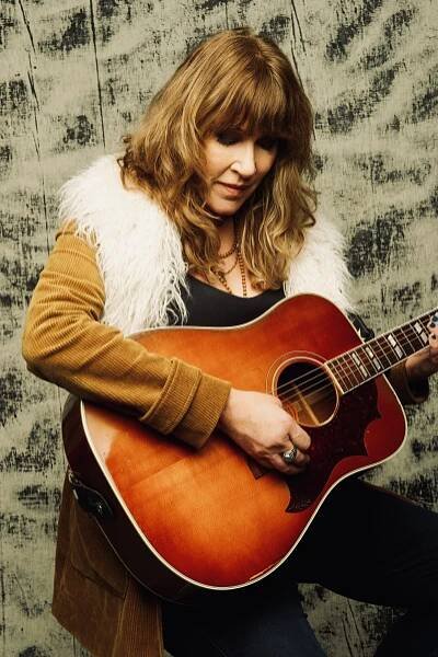 Gallery — Zoe Carter Music